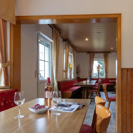 Holiday home Groepshuis Waldfrieden